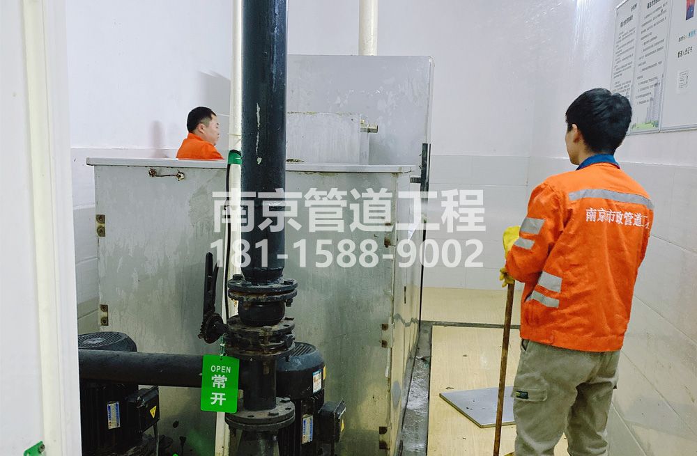302雄州隔油设备清洗